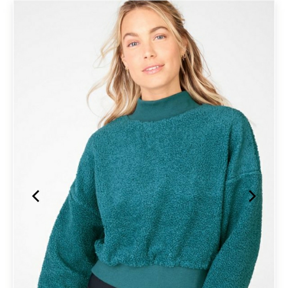 NWT Malia Polar Fleece Pullover
